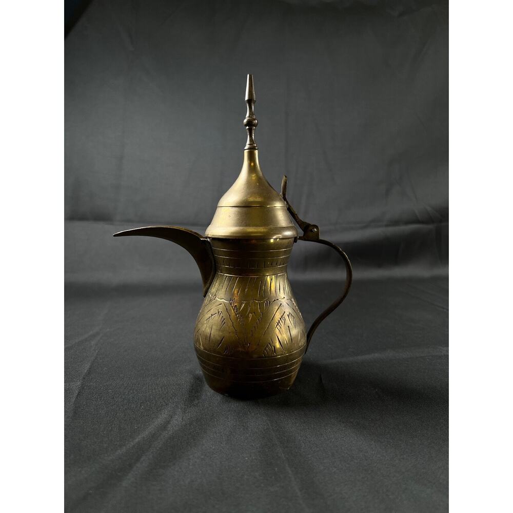 8" ANTIQUE ISLAMIC ORIENTAL BRASS BRONZE JUG PITCHER IBRIK TEAPOT MIDDLE EAST